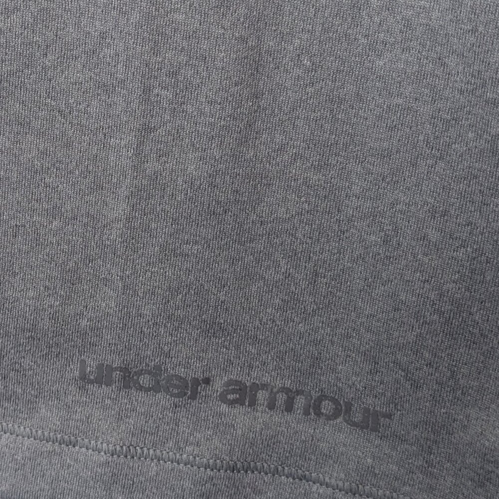 Undor Armour V-neck Fitted Long Sleeve Top - Picture 4 of 6